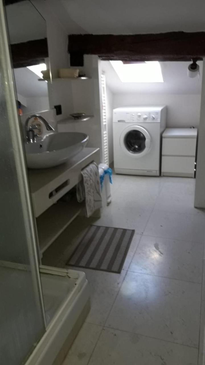 Venice Lovely Apartment ภายนอก รูปภาพ