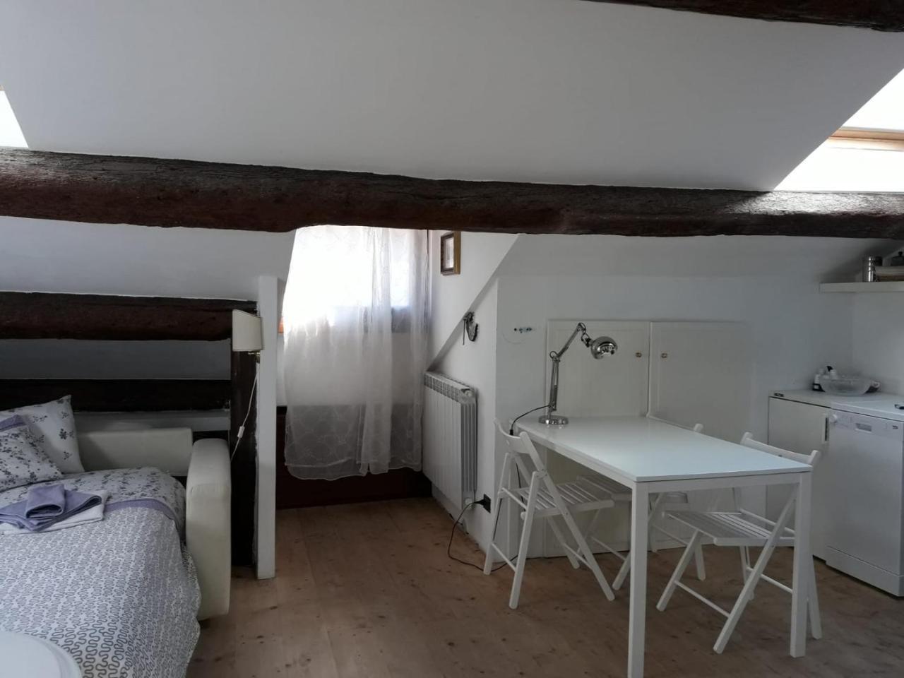 Venice Lovely Apartment ภายนอก รูปภาพ