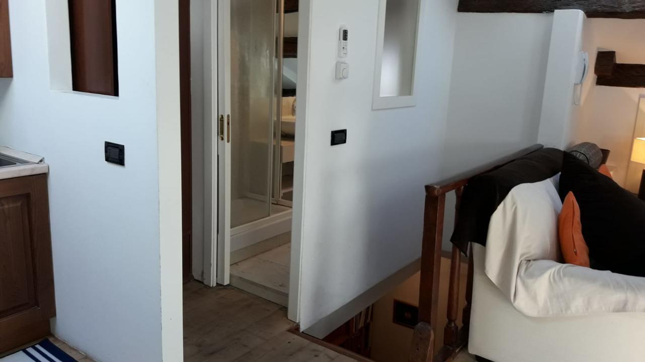Venice Lovely Apartment ภายนอก รูปภาพ